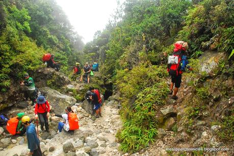 mount apo boulder trail