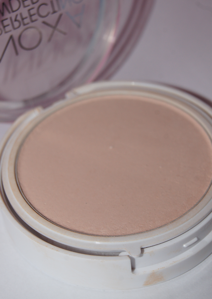 Innoxa Skin Perfecting BB Powder 5 in 1 Review