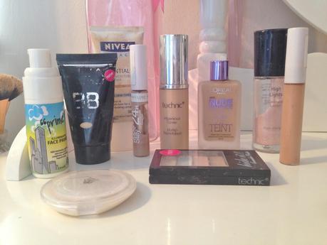 Make Up Clear Out: Face & Base