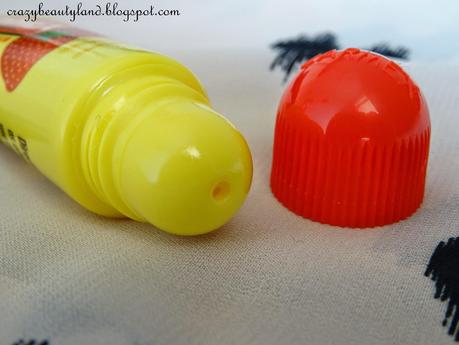 (One of my most coveted...) Carmex Moisturizing Lip Balm in Strawberry- Review, Swatch, Photos