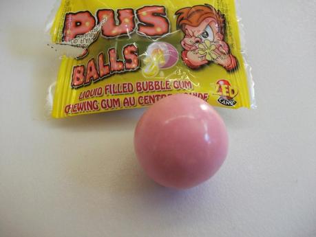 Fini Camel Balls & Zed Pus Balls: Rude Bubble Gum Review!