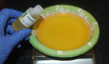 Clamshell Bath Melt scenting the bath melts