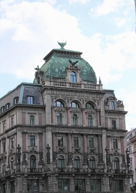 TRAVELOGUE - VIENNA TRAVELOGUE - VIENNA