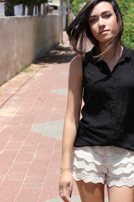 OOTD: Beige Crochet Shorts OOTD: Beige Crochet Shorts