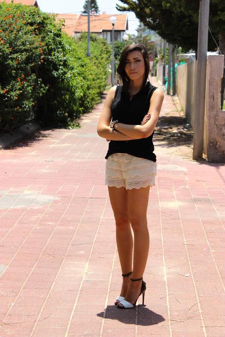OOTD: Beige Crochet Shorts OOTD: Beige Crochet Shorts