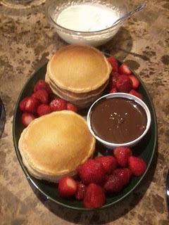 Recipe for a Tasty and Quick Breakfast: Pancakes, Strawberries, Chocolate Fondue and Whipped Topping