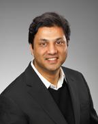Vijay Talwar Blue Nile CEO Resigns Company Shifts from Bridal