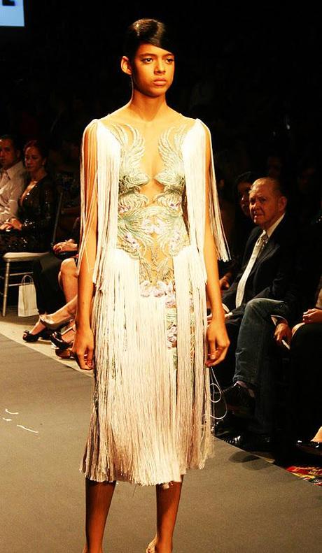 Marchesa in Dominicana Moda