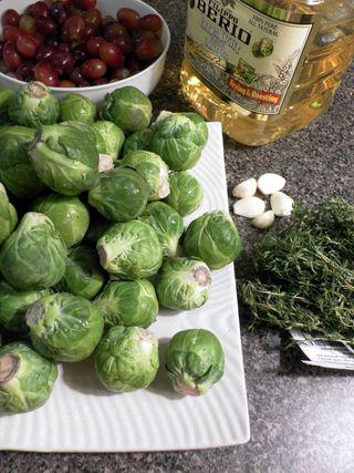 Roasted brusselsprouts & grapes - Ingredients