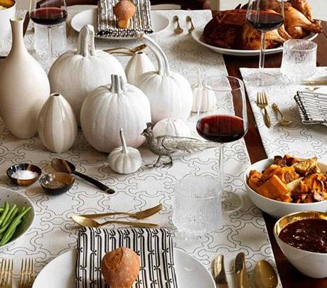 Thanksgiving Table Decorations on Simple But Beautiful Thanksgiving Decorating Ideas      Paperblog