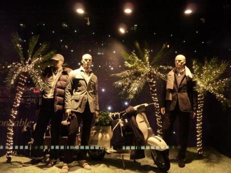 Galleries Lafayette menswear windows. Limited to only 3 spaces, at least the store have made an effort with there mens displays which I often find disappointing. 
I love the tropical/christmas theme!
xoxo LLM