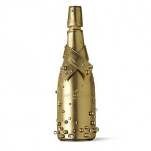 414 82008469 1042033 M1 300x300 Chic Champagne Gifts for Every Budget 