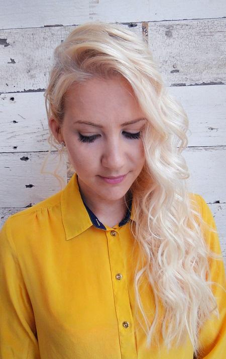 SalonCapri Boston The Perfect Summer Four Pool-to-Party Styles SalonCapri Boston Textured & Tousled Beach Waves