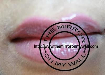 Oriflame Wonder Lip Liner In Perfect Pink6.JPG
