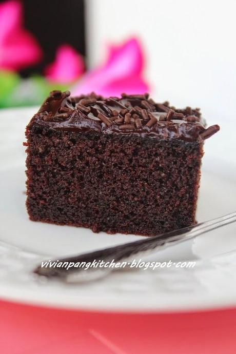 Steamed Moist Chocolate Cake/超湿润蒸巧克力蛋糕