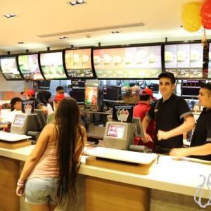 McDonald’s World’s First 3D Mapping: The Reopening of Ain el Mreisseh McDonald's_Opening_3D_Mapping_Beirut_Ein_Mreisseh05