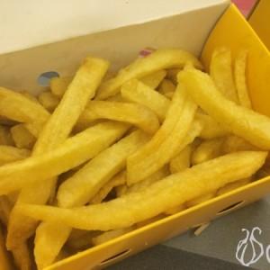 Marky’s: Real American Burgers, Hotdogs and Phyllis Markys_American_Burger_Mkalles_Lebanon_Delivery09