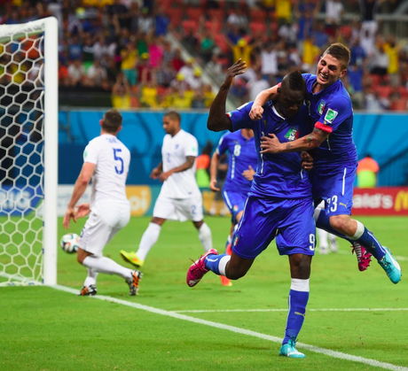 Italy Overcome England 2-1 with Balotelli Header