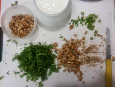 Walnut Chutney in Yogurt (Akhrot Chutney)-A Taste of Kashmir