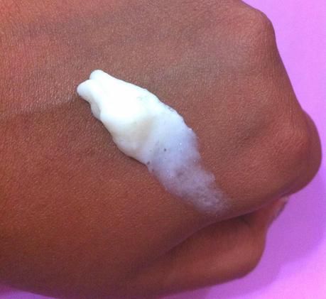 Kaya White Resilience Creamy Exfoliating Rinse - Review Kaya White Resilience Creamy Exfoliating Rinse - Review