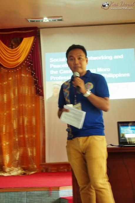 Social Media, Networking and Peacebuilding, the Case of Young Moro Professionals of the Philippines