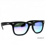 Magic mirror, what sunglasses are in fashion for this summer? Polar efecto espejo plateado