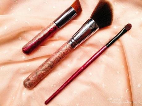 Beautify your Makeup Brushes Beautify your Makeup Brushes