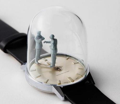 Top 10 Amazing Watch Sculptures