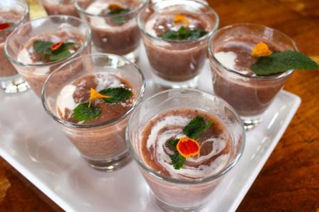 {Recipe} Strawberry and chia seed mousse with cashew and coconut cream Gwinganna Food 13