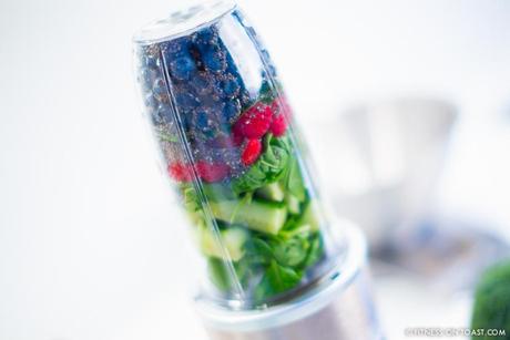 SUMMER CRUNCH !!! Fitness On Toast Faya Girl Blog Healthy Recipe Juice Magic Bullet Smoothie Smoothe Fruit Vegetable Blend Quick Easy Health NutriBullet 900 series Tasty Yummy Juices Diet Vitamins Minerals-2