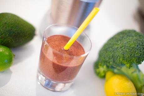 SUMMER CRUNCH !!! Fitness On Toast Faya Girl Blog Healthy Recipe Juice Magic Bullet Smoothie Smoothe Fruit Vegetable Blend Quick Easy Health NutriBullet 900 series Tasty Yummy Juices Diet Vitamins Minerals-3