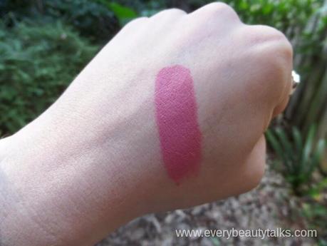 Product Review: M.A.C Please Me Lipstick