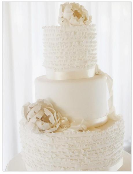 Frilled wedding cake