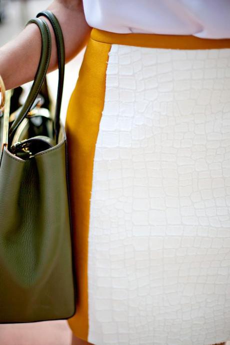 Contrast Skirt yellow skirt