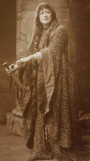 Ellen Terry: The Painter's Actress Ellen Terry: The Painter's Actress
