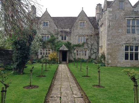 A Curl of Copper and Pearl A Curl of Copper and Pearl