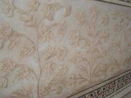 WW: Agra Love the engraving on the walls