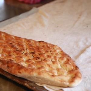 Meshtah_Bou_Elias_Zahle_Bread02