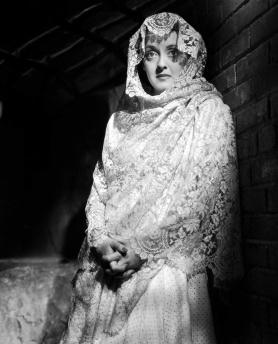 Bette Davis The Letter White Lace Shawl