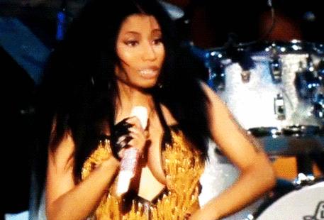 Video: Nicki Minaj Performs at 4th Of July Philly Jam! homepage_list