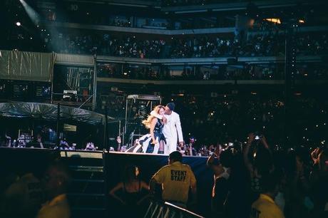 PHILLY Jay Z & Beyonce Release Philadelphia “On The Run” Tour Pictures!