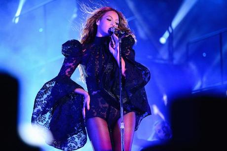 PHILADELPHIA Jay Z & Beyonce Release Philadelphia “On The Run” Tour Pictures!