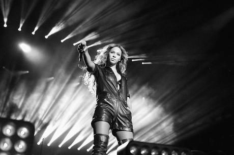 PHILADELPHIA Jay Z & Beyonce Release Philadelphia “On The Run” Tour Pictures!