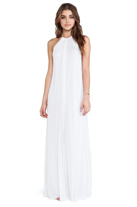 39 Fabulous & Affordable Dresses for a relaxed Beach Wedding