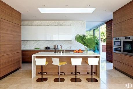 Modern Laguna Beach House Beach house Kitchen