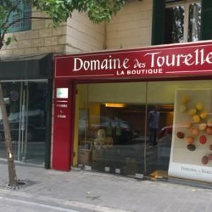Domaine_Des_Tourelles_Boutique_Cellar_Monot08