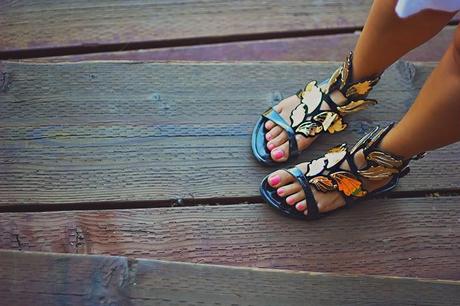 winged sandals, wings, flats, fashion blogger shoes