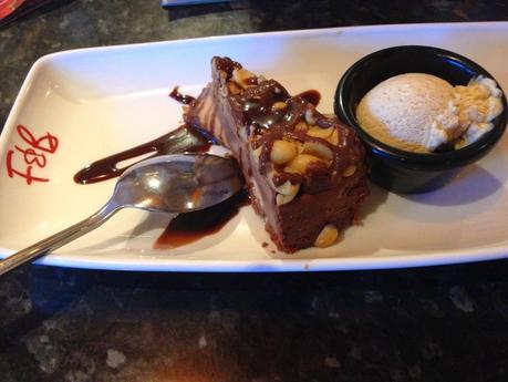 Today's Review: Frankie & Benny's Peanut Butter Cheesecake Today's Review: Frankie & Benny's Peanut Butter Cheesecake