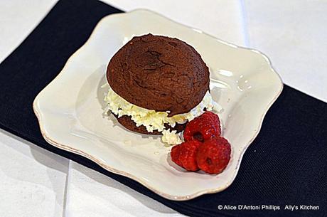 Spicy Hot Sumatran Tiger Chocomallow Locos Sumatra Chocolate Coconut Cream Filled Sandwich Cookie