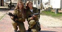 Israeli soldier girls1